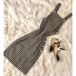 OLIVE CLOTHING Linen Maxi Dress